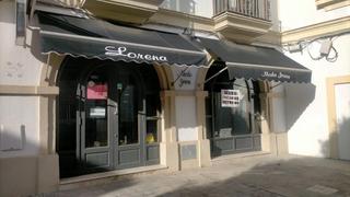 Geschäftsraum in Centro. Local comercial en primera línea de la calle medina