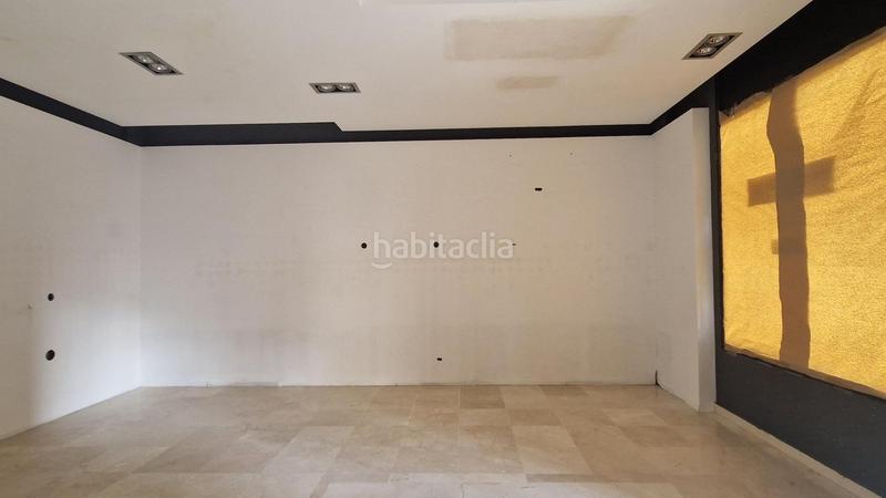 Foto fa224e16-fe5b-4c37-b58a-7d8ae12a4c5c. Local comercial a Divina Pastora - La Yeguada Jerez de la Frontera