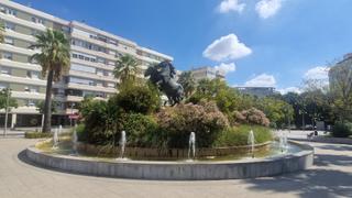 Apartamento en Parque Avenida. Amplio piso de un dormitorio con terraza en plaza del caballo.