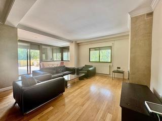 Etagenwohnung in El Altillo. Piso con amplia terraza en urbanización el bosque