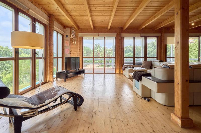 Foto 6e2fb137-d4cc-4fd3-8ebb-effacc1e3ee7. Xalet amb calefacció aparcament piscina a El Cuartón - El Bujeo Tarifa