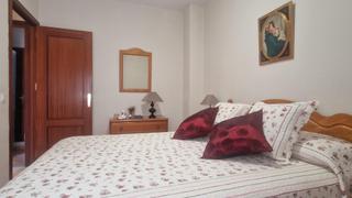 Pis en Divina Pastora - La Yeguada. Piso con inquilino ideal para inversin  residencial cristina, j