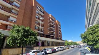 Pis a Madre de Dios. Amplio piso de 4 dormitorios con terraza en zona centro
