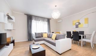 Location Appartement  Avenida zaragoza. Amplio piso en un edificio moderno