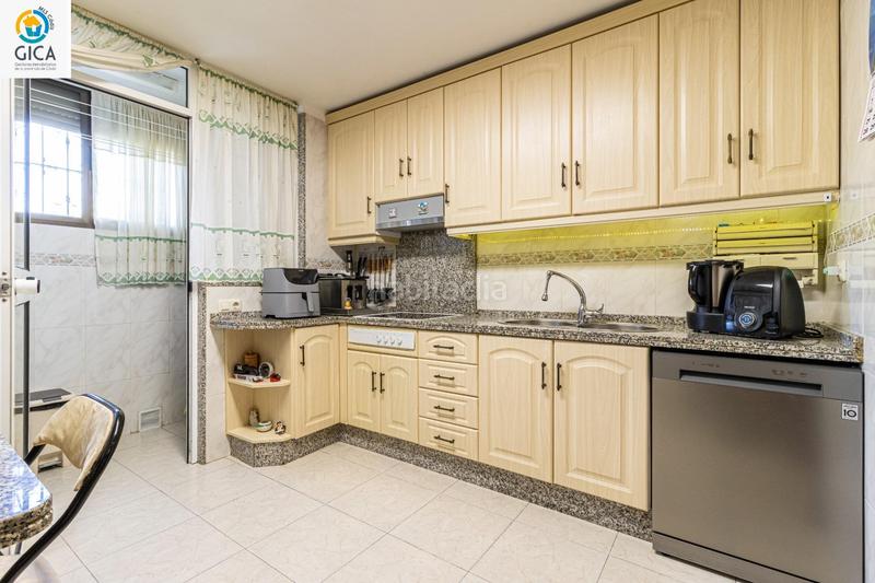 Foto 9b4824e8-7d7e-4a2b-85e8-63d2e51e7080. Pis a Santiago - Coronación Jerez de la Frontera