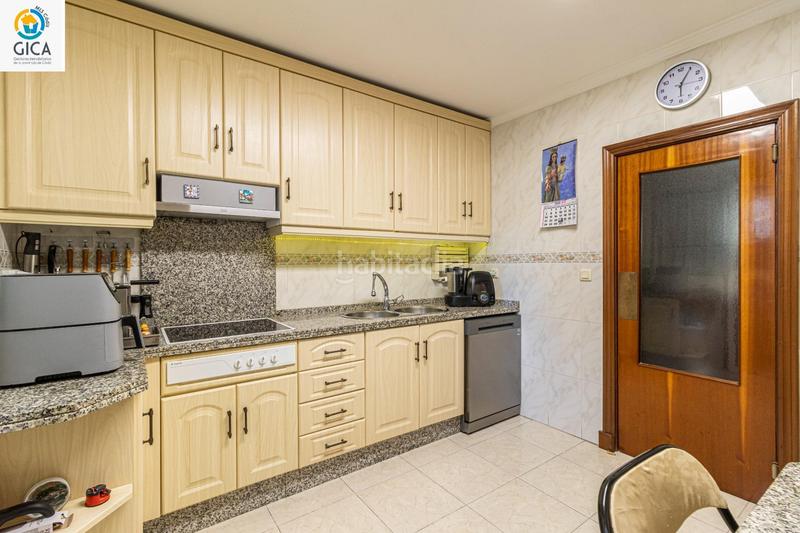 Foto b73c46b9-2c97-41a1-b7d0-e322efc87a0a. Pis a Santiago - Coronación Jerez de la Frontera