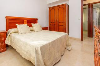 Pis en La Plata. Piso en venta junto a plaza de las marinas.