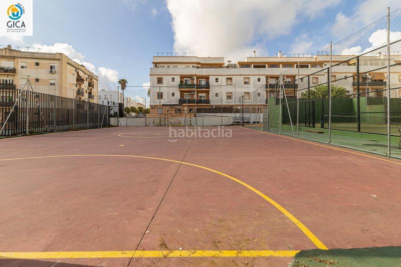 Foto d26c9870-a61b-47d5-89bf-fb8fd3b78d98. Flat with parking pool in Puertas del sur - Guadabajaque Jerez de la Frontera