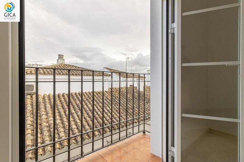 Foto 4c36e38d-6ae0-49e6-bd9e-4000e1d898e3. Pis amb aparcament a Centro Jerez de la Frontera