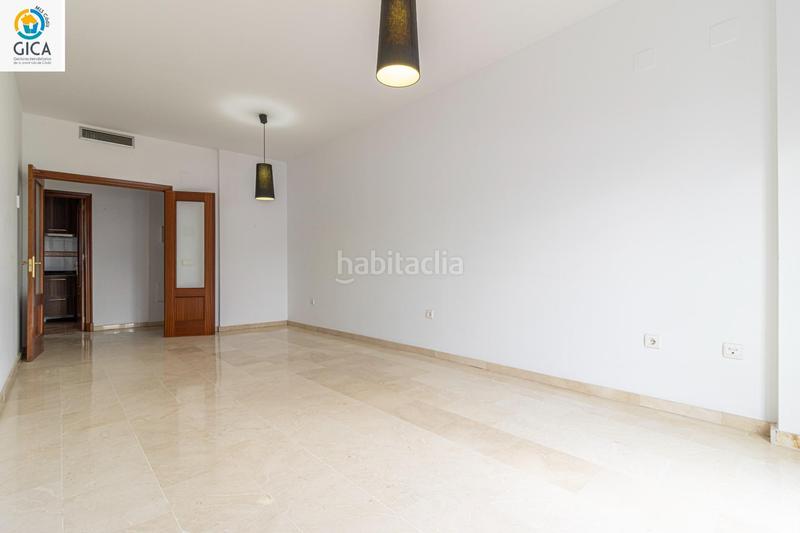 Foto 5953c883-cbab-4bcb-8b65-fc64ad185861. Pis amb aparcament a Centro Jerez de la Frontera