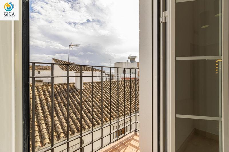 Foto f4382613-85e2-49be-b2b6-7b044cfde3bb. Pis amb aparcament a Centro Jerez de la Frontera