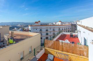 Casa in Torresoto - Agrimensor. Vivienda con garaje y terraza en pleno corazón de san miguel