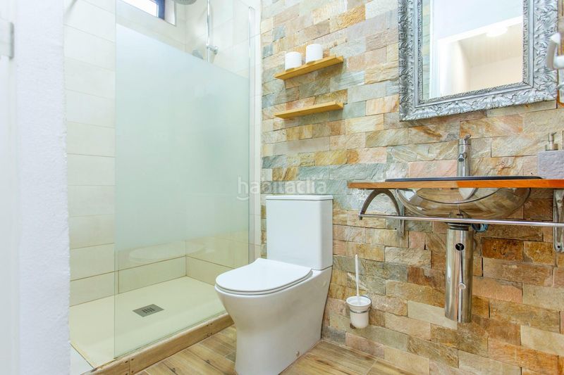 Foto 29346c9a-205f-4e3b-88bc-c4ef13c564e0. Apartamento espectacular loft reformado con licencia turística en barrio de santiago en Jerez de la Frontera