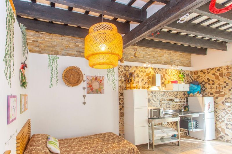 Foto bf44ac22-c500-4f1b-9c67-8958c9502916. Apartamento espectacular loft reformado con licencia turística en barrio de santiago en Jerez de la Frontera
