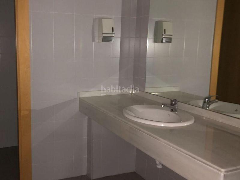 Foto 0fe84c8e-9c6d-4363-a94d-ddc4077558f5. Local comercial a San Nicasio Leganés