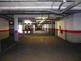 Parking coche  Calle lobera. Venta de plazas de parking en pedrezuela, madrid