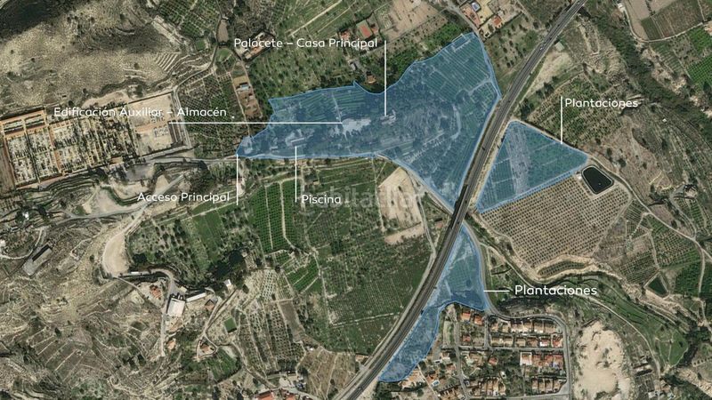 Foto e7553ce8-f08c-4e38-9a86-cf6fd8446908. Edifici a El Secanet-Hacienda del Sol Vila Joiosa (la)
