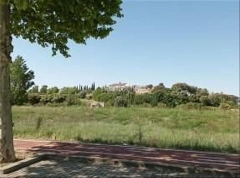 Foto b26daa21-e28d-4ebf-80a1-a7a8b57deebd. Terreno residenziale in Yebes - valdeluz Yebes