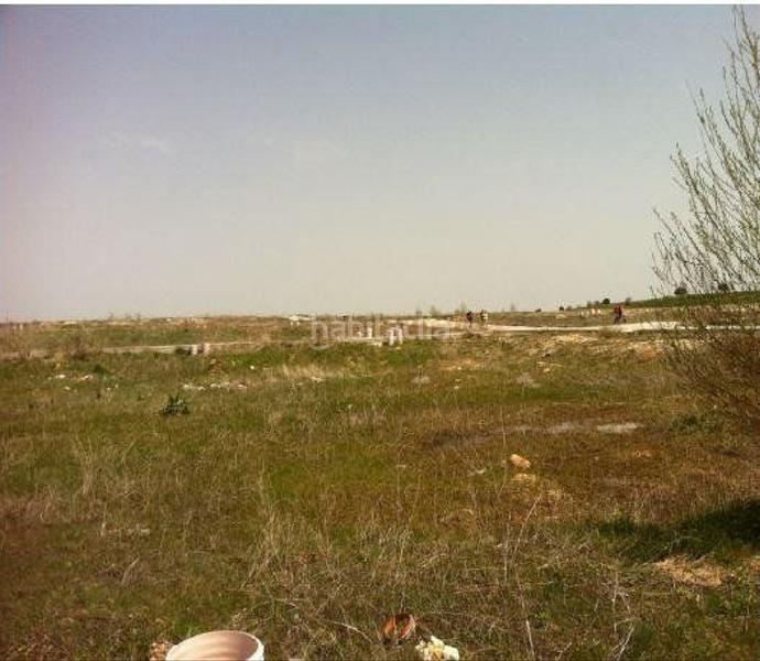 Foto f05e50f3-d526-4288-89c5-b98383b61aec. Terrain résidentiel dans Torija