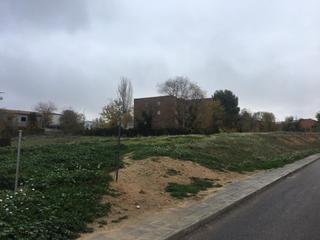 Wohngrundstück  Santa rosa. Terreno urbano en mejorada del campo, madrid.