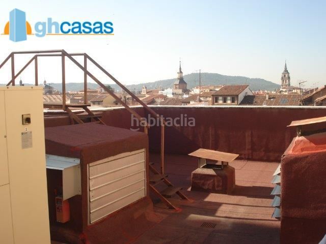 Foto 52e6200e-df0d-44e1-b05f-d02f61c4e487. Affitto edificio in Casco Histórico Alcalá de Henares