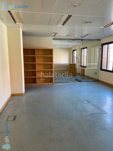 Foto 857c4d10-c3a9-4a6d-8020-75f6501f6c90. Affitto edificio in Casco Histórico Alcalá de Henares