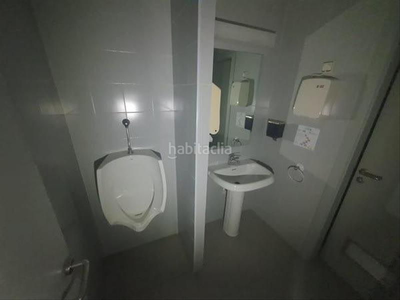 Foto ad44bec6-ba86-45a5-8ed6-2f58904f6f5b. Geschäftsraum in Casco Antiguo Majadahonda