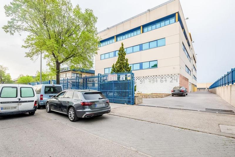 Foto 57a766b2-66d1-4fa9-891c-a303e816a023. Bureau avec parking dans Villaverde Alto Madrid
