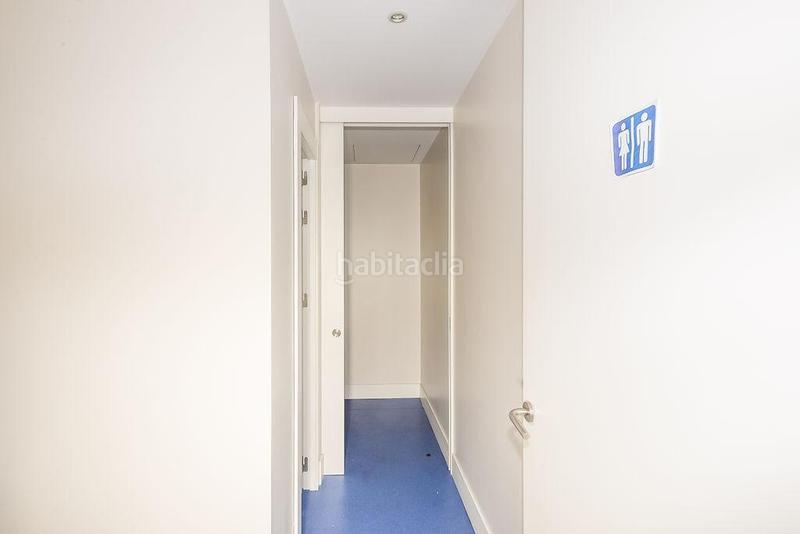 Foto ae31d67c-b440-4a80-8882-5ab18f4a8014. Bureau avec parking dans Villaverde Alto Madrid