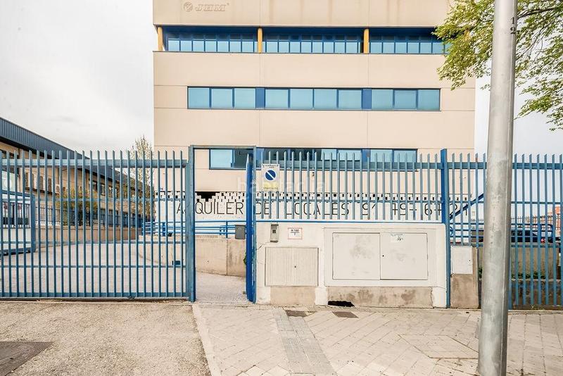 Foto e7d51cb9-62db-49f6-99e2-6b4b0739abf0. Bureau avec parking dans Villaverde Alto Madrid