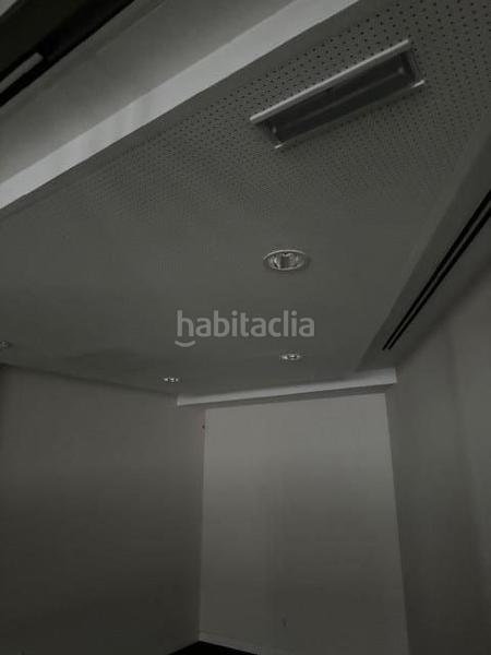 Foto 71bc8380-bfff-4f7f-b2f9-7e98abd8a6a7. Alquiler local comercial  en alquiler , ideal ubicación en Leganés