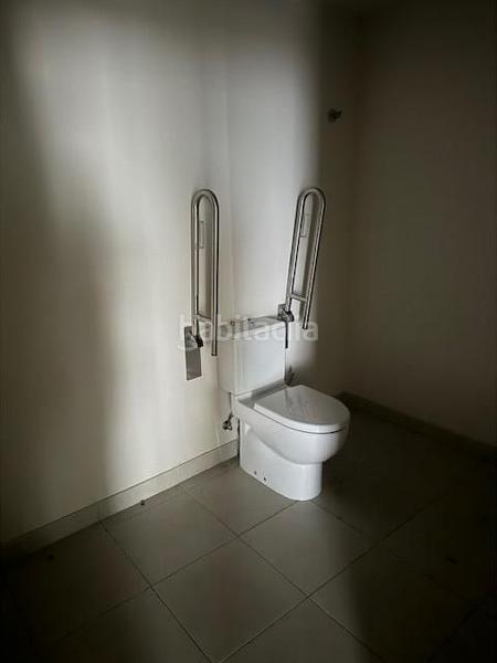 Foto 937f0ccd-23bd-4b2c-8a30-c154fa1a389e. Alquiler local comercial  en alquiler , ideal ubicación en Leganés