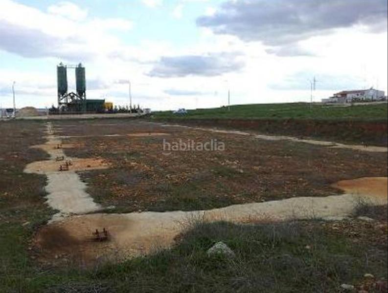 Foto d6857abd-ea1f-42f3-98a1-a207590ade32. Terreny residencial a Fontanar
