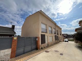 Building  Calle pajares