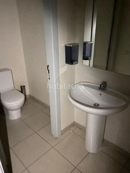 Foto 8165edde-6599-41e8-b114-7101ffc30b67. Local comercial  en rentabilidad, en Palomeras Sureste, . en Madrid