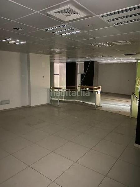 Foto d7b9446c-3954-4dfd-9936-40d4319dfcf7. Local comercial  en rentabilidad, en Palomeras Sureste, . en Madrid