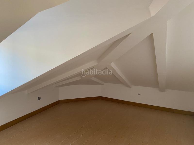 Foto 04edb744-4116-4d2c-9344-449fb8dd22dd. Dúplex duplex en venta zona centrocuatro caños en Alcalá de Henares