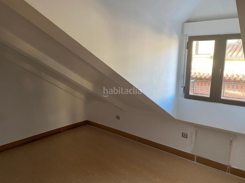 Foto cb937461-47ba-4ad0-9256-b14146bebc48. Dúplex duplex en venta zona centrocuatro caños en Alcalá de Henares