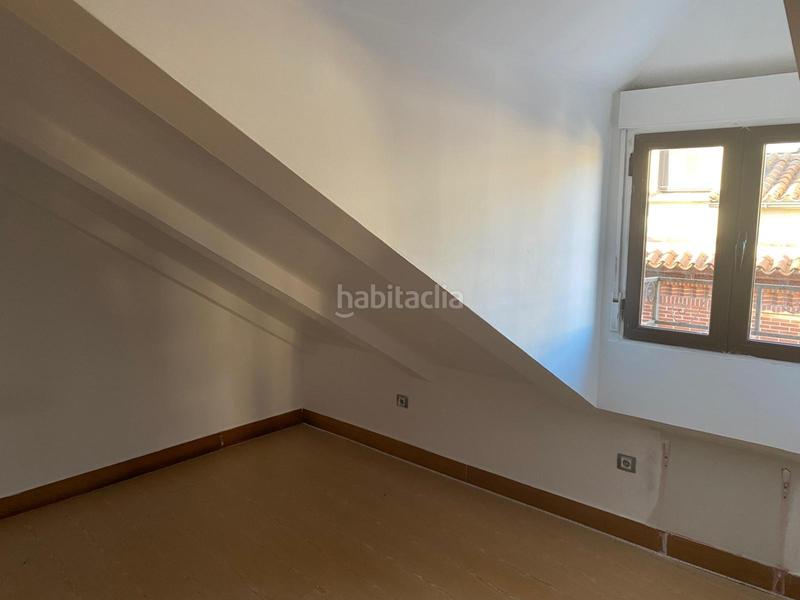 Foto f3d9404c-b603-42ab-9a6e-57702ff69616. Dúplex duplex en venta zona centrocuatro caños en Alcalá de Henares
