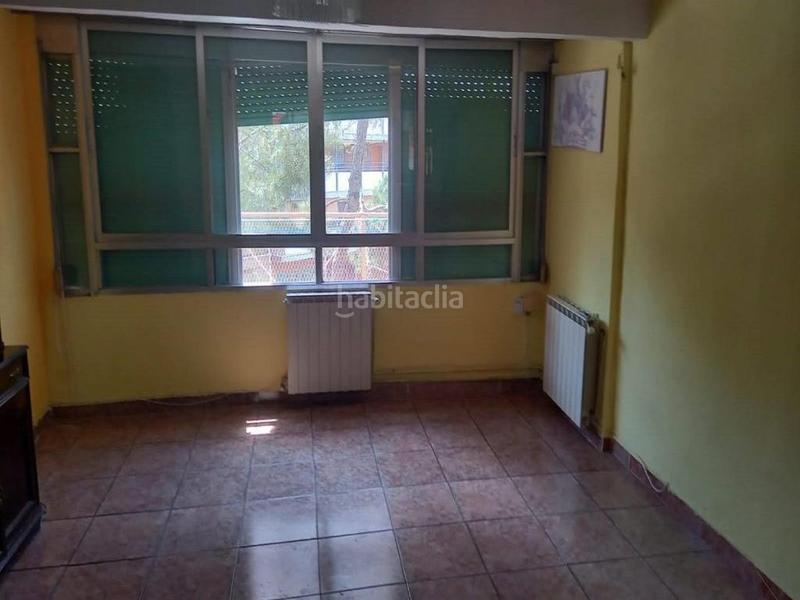 Foto 37ec8de4-75f8-44d6-b336-d8e806935c92. Piso oportunidad de inversión en Moscardó, piso para reformar en Madrid