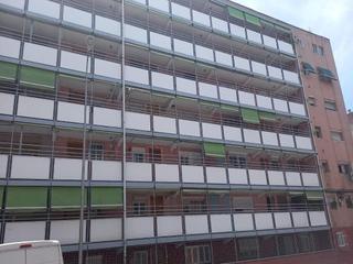 Pis  Calle marquesa de silvela. Oportunidad de inversión en moscardó, madrid piso para reformar