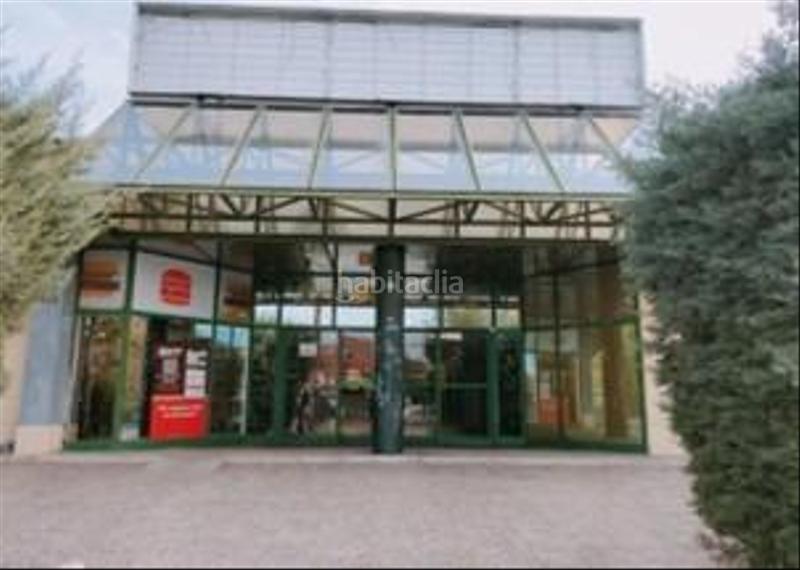Foto f9b5f030-860f-42dd-a259-25a809bf3bd8. Alquiler local comercial  en alquiler en cc en Leganés