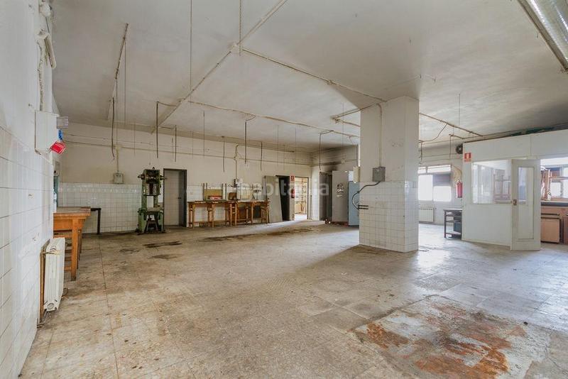 Foto 1d4a0fd7-d819-4e19-b6e0-39fdec54d27a. Locale commerciale in Simancas Madrid