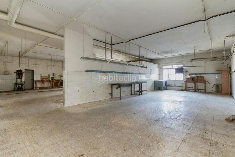 Foto 269ac6b2-0bef-430d-b80c-5613213217cf. Locale commerciale in Simancas Madrid