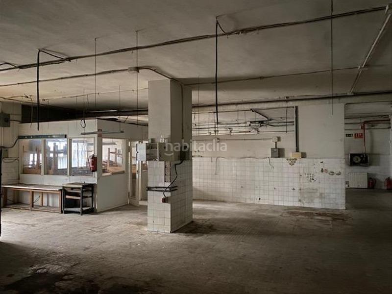 Foto 8a50ee42-bf03-44f2-8ee1-1fdfeaf990f8. Locale commerciale in Simancas Madrid