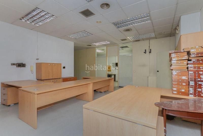 Foto 9a21e6f0-6965-4eca-b3be-c2574fd5992b. Locale commerciale in Simancas Madrid