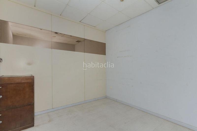 Foto fe46a4fc-ef37-41d1-9710-e0e8ac84bab8. Locale commerciale in Simancas Madrid