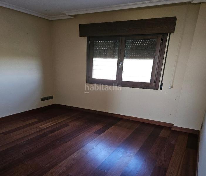 Foto 38646a89-877a-41d4-ab4f-34214ec6f96f. Chalet avec chauffage parking piscine dans Pino Alto-Navarredonda Valdemorillo