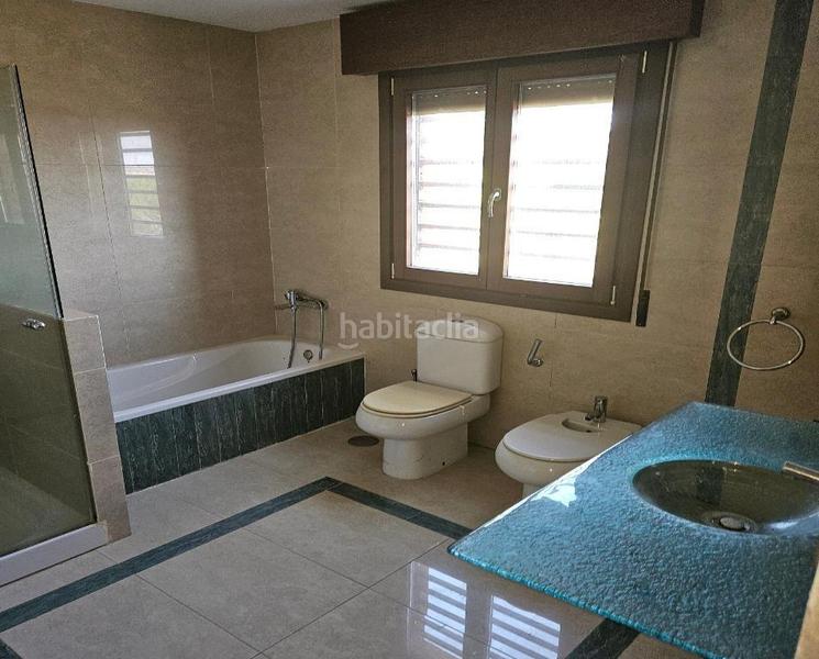 Foto 3897ffa5-6611-49e1-a2a8-6a8988366600. Chalet avec chauffage parking piscine dans Pino Alto-Navarredonda Valdemorillo