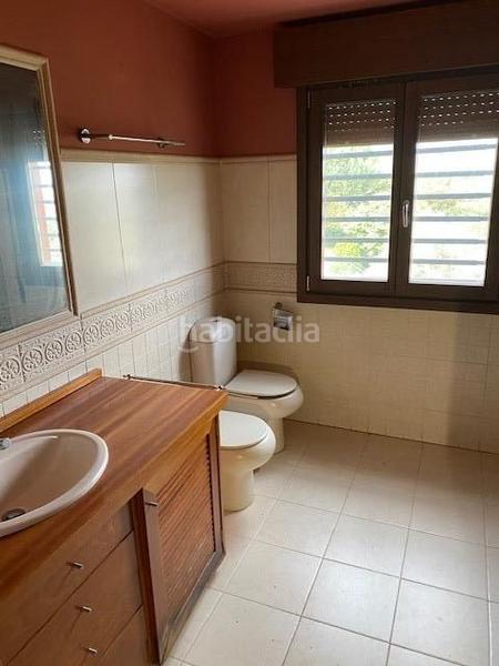 Foto 42f3bb05-05f8-44f7-8b80-328b6e7ec772. Chalet avec chauffage parking piscine dans Pino Alto-Navarredonda Valdemorillo